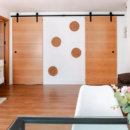 Reformado Y Muy Tranquilo Junto A Puente Romano, 3hab, Aire Acondicionado Y Wifi Apartamento